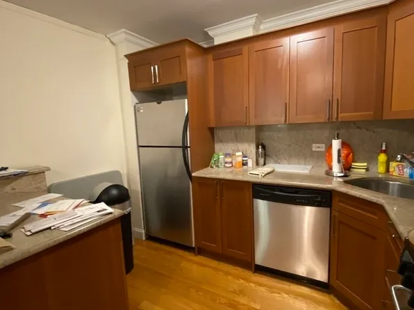 333 E 34th St APT 10K, New York, NY 10016