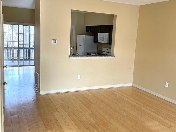 5th image of 8710 Aspen Grove Ct