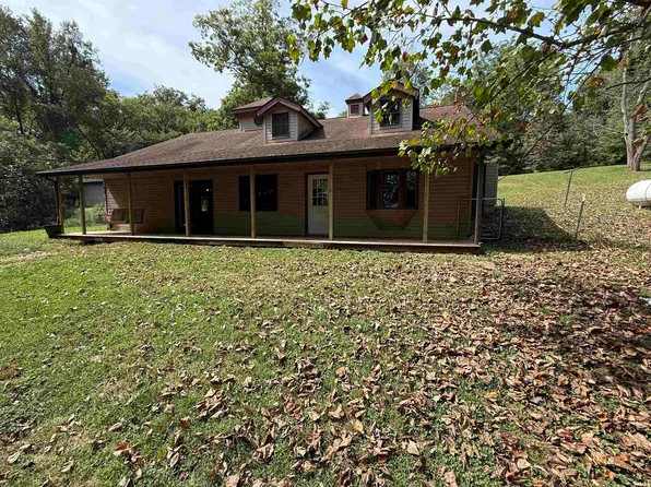 190 Tv Tower Rd, Mitchell, IN 47446
