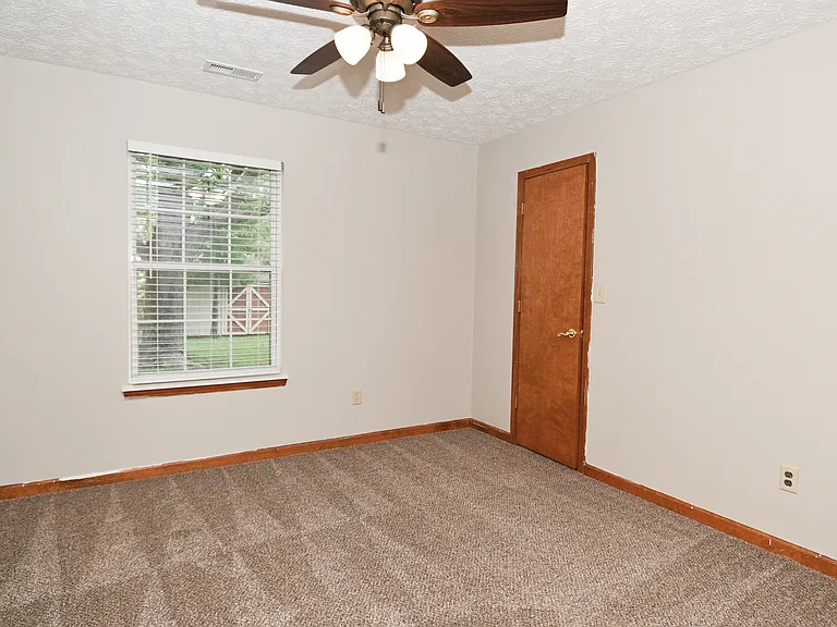 7837 Almond Dr — Photo 21