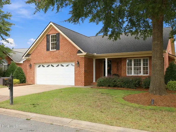 405 Mary Lee Court, Winterville, NC 28590