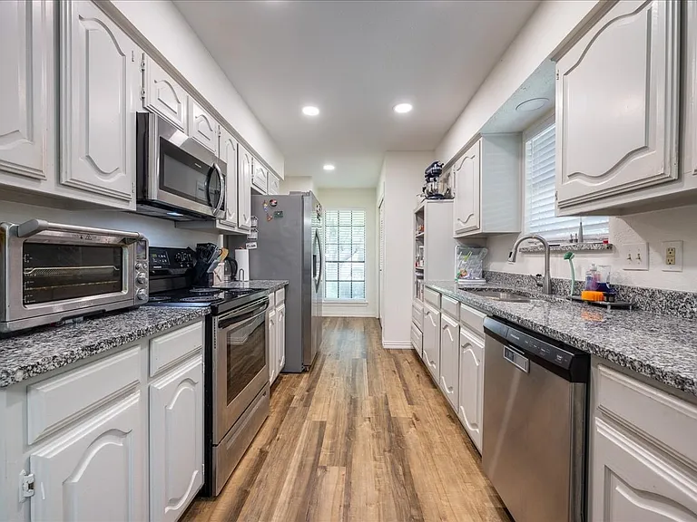 1405 Ivywood Dr — Photo 15