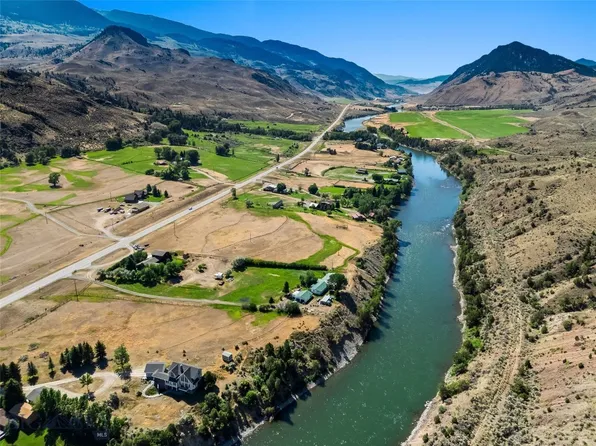 1065 Us Highway 89, Gardiner, MT 59030