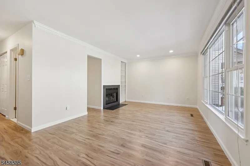 2 bed, 2.5 bath, $3,350 — Photo 3