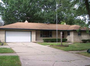 2107 Wyoming Dr, Rockford, IL