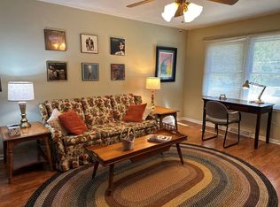 101 N East St, Mahomet, IL 61853