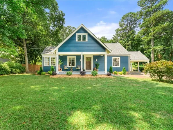 221 Forkner Dr, Decatur, GA 30030