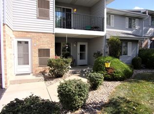 1309 Sunnyslope Dr, Racine, WI 53406