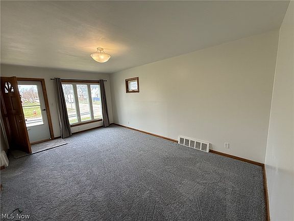 4th image of 17201 Martha Rd