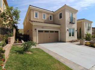 20508 W Esmerelda Ln, Northridge, CA 91326