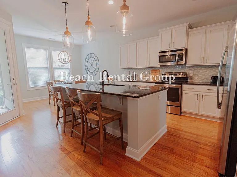 2402 Via Palma Dr N — Photo 9
