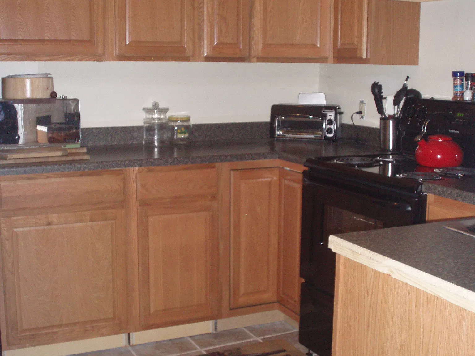 2 bed, 950 sqft, $1,205 — Photo 3