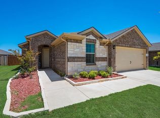 9020 High Stirrup Ln, Fort Worth, TX 76131