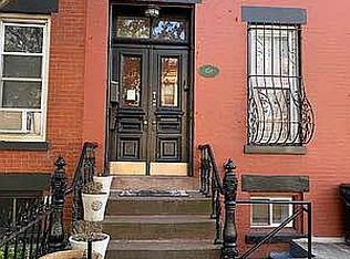 458 16th St #1, Brooklyn, NY 11215