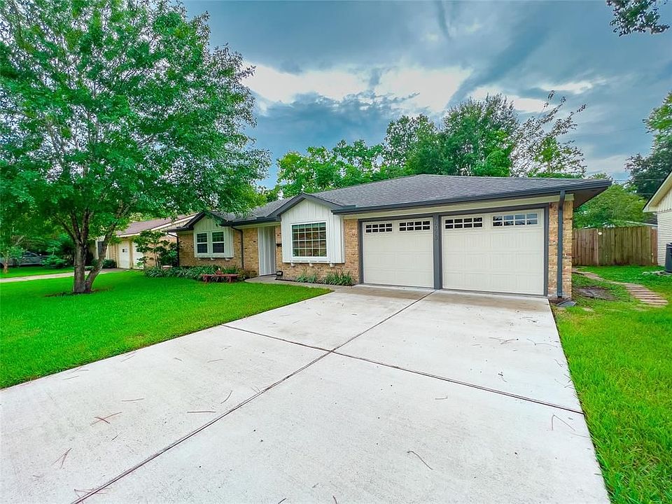1st image of 5923 Dawnridge Dr