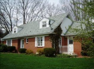 556 School St, Saint Marys, PA 15857