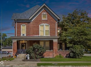 136 E 3rd St, Rushville, IN 46173