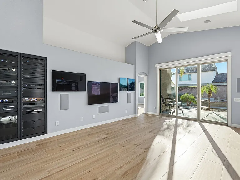16404 S 46th Way — Photo 10