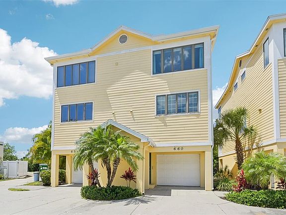 2nd image of 660 Cedars Ct