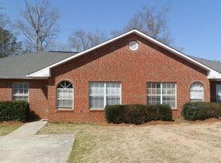 1990 Sara St, Auburn, AL 36832