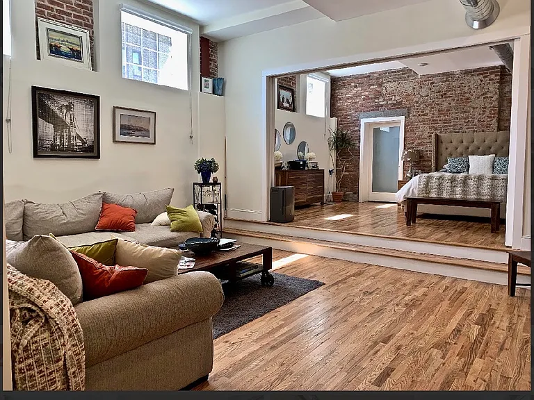 257 Washington St — Photo 3
