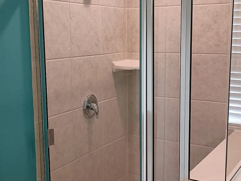 4018 Fernglade Dr — Photo 22