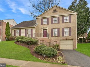 1114 Fallsmead Way, Rockville, MD 20854