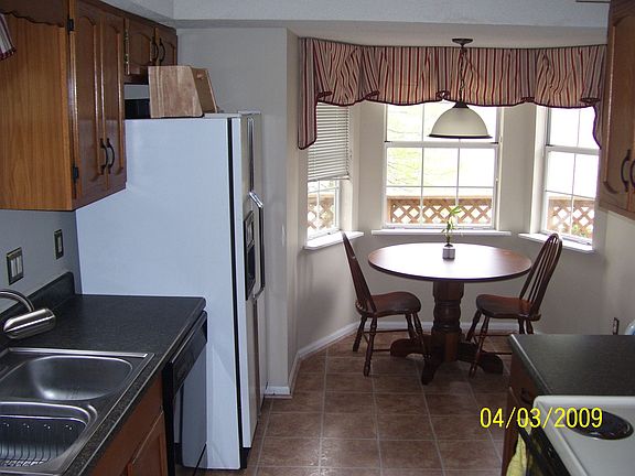 Kitchen and Breakfast Nook