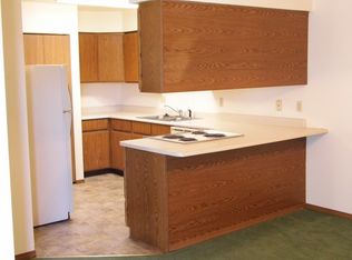 4 Stanford Ave, Pueblo, CO 81005