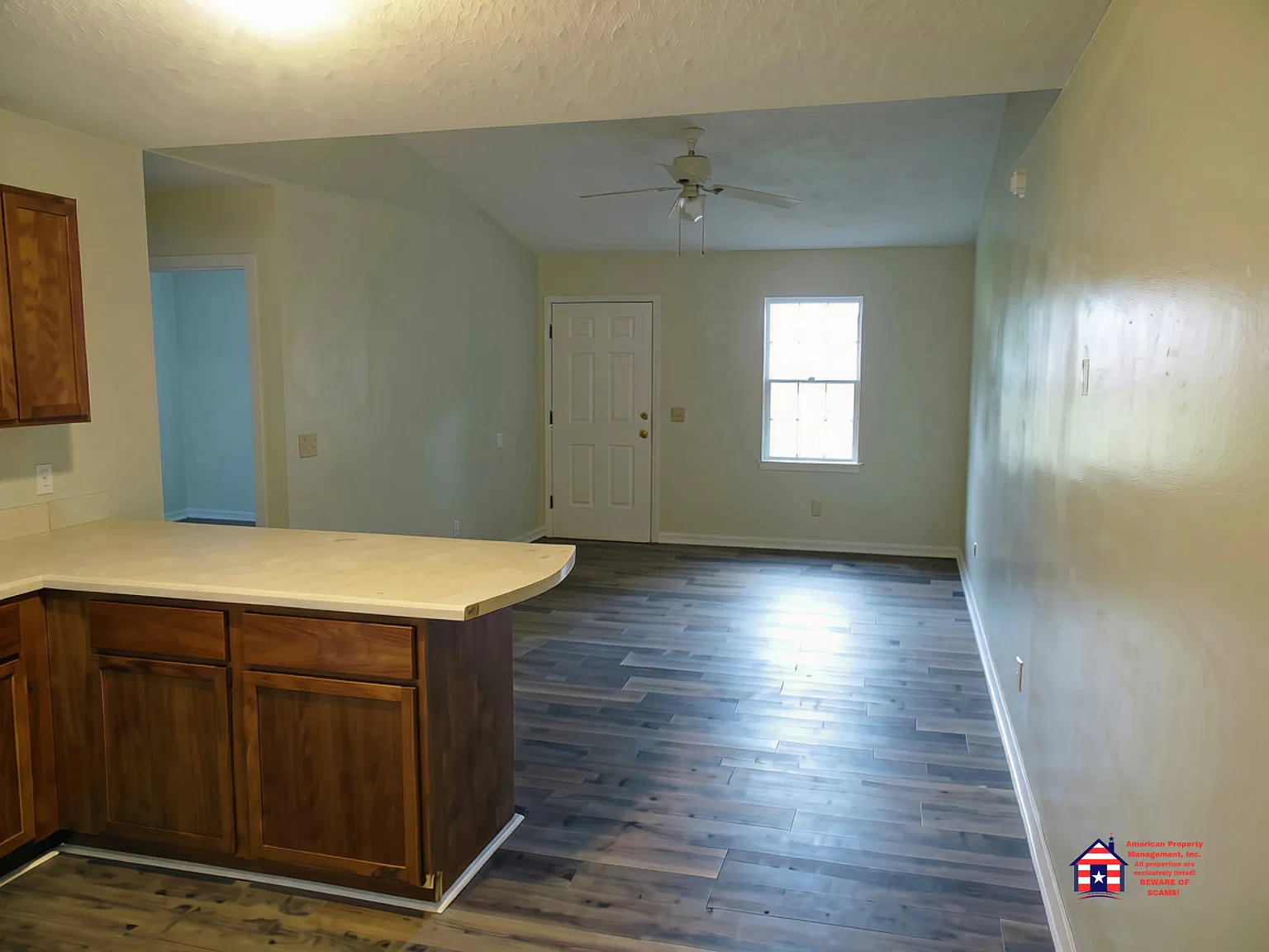 2 bed, 750 sqft, $1,075 — Photo 3