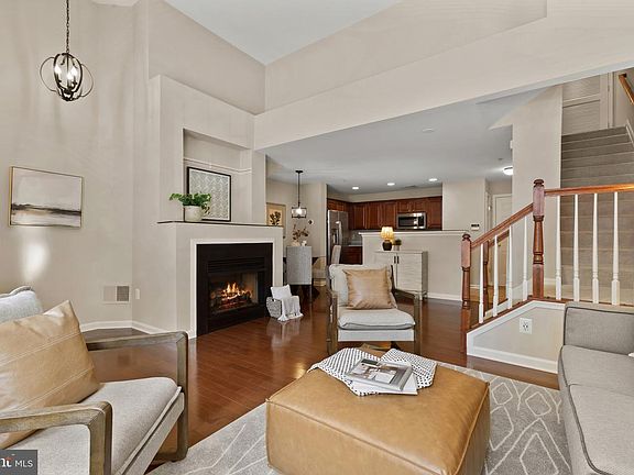2nd image of 5105 Donovan Dr