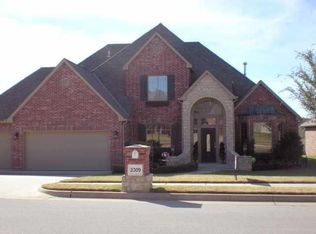 2309 Flint Ridge Rd, Edmond, OK 73003
