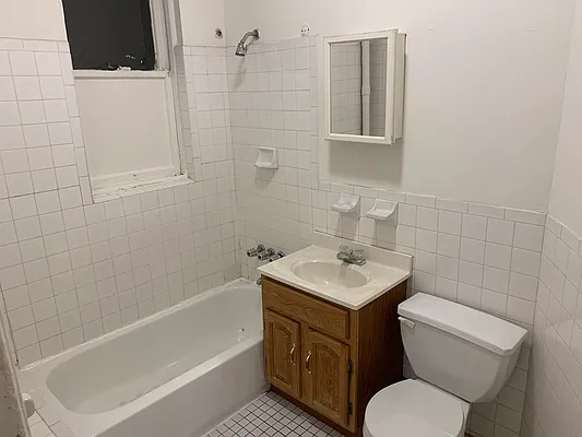 Rented by Jonathan Wachtel, LREB | media 36