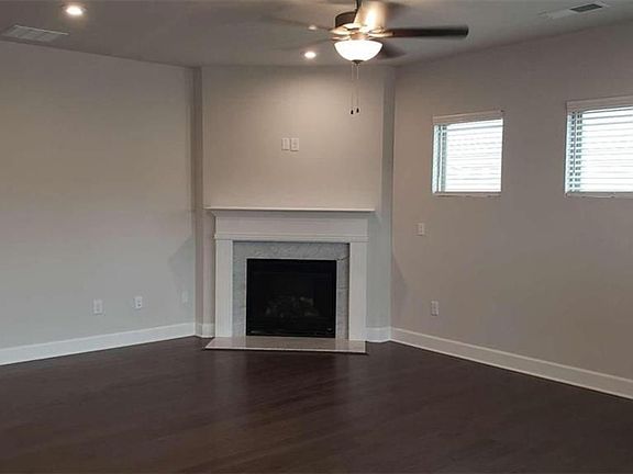 2nd image of 4831 Adler Ct