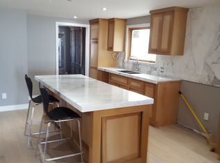 413 Ocean Dr, Oxnard, CA 93035