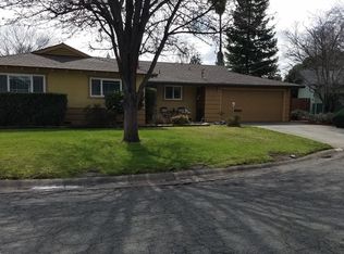 9 Primrose Ln, Chico, CA 95926