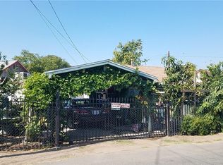 923 Vista Way, Colton, CA 92324