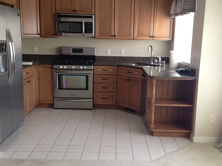 3950 Colorado Ave #B — Photo 3