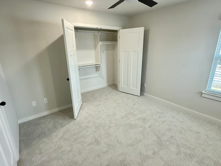 510 Cosmos St — Photo 11