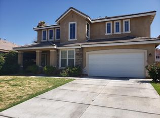 3016 Club Rancho Dr, Palmdale, CA 93551