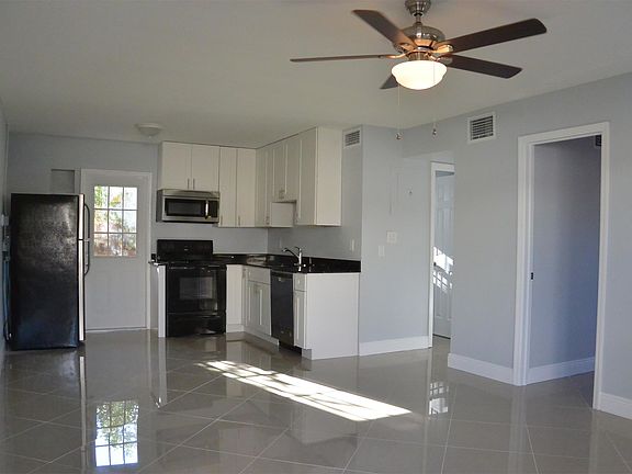 2nd image of 1027 NE 32nd St #2