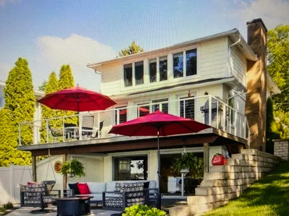 2401 Country Club Way, Albion, MI 49224