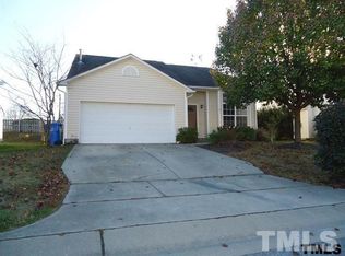 1748 E Ridge Heights Dr, Fuquay Varina, NC 27526