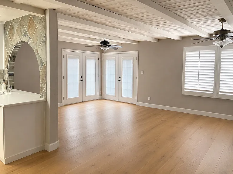 2230 Old Creek Ln — Photo 6