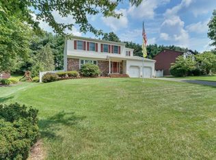 16 Tracy Dr, Manalapan, NJ 07726