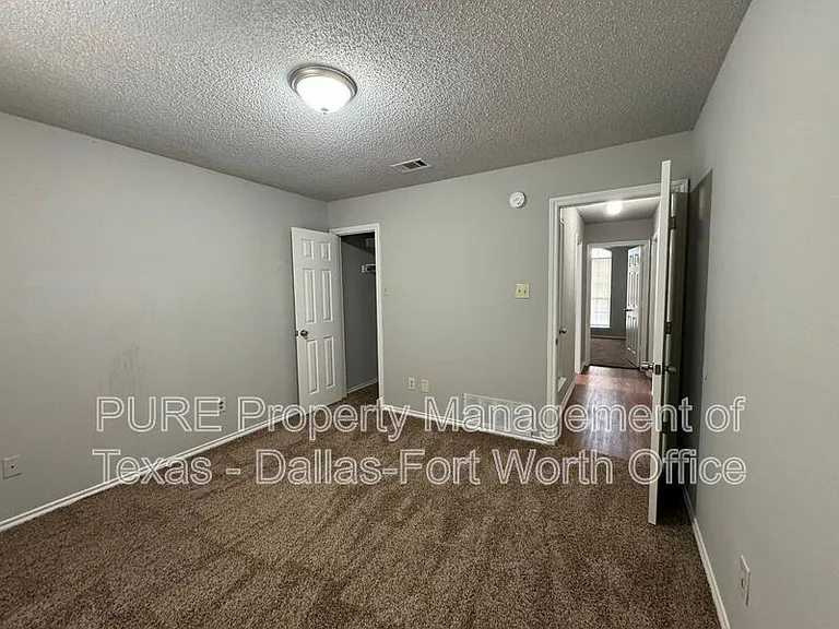 7724 Sagebrush Ct N — Photo 6