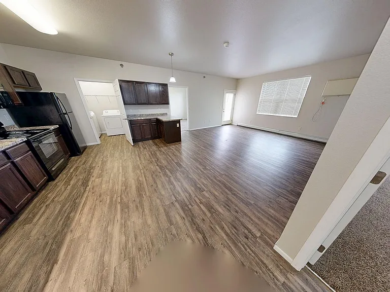 Burlington Apartments — Photo 32