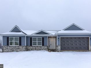 303 Normandy Ln, Dillsburg, PA 17019