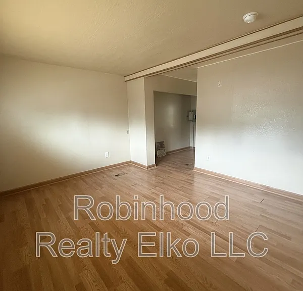 1235 Avenue G — Photo 14