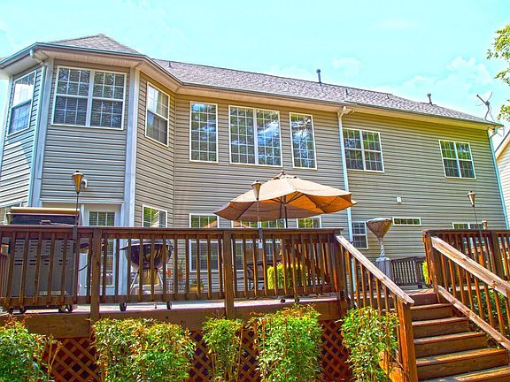 3rd image of 14913 Dunbeth Dr